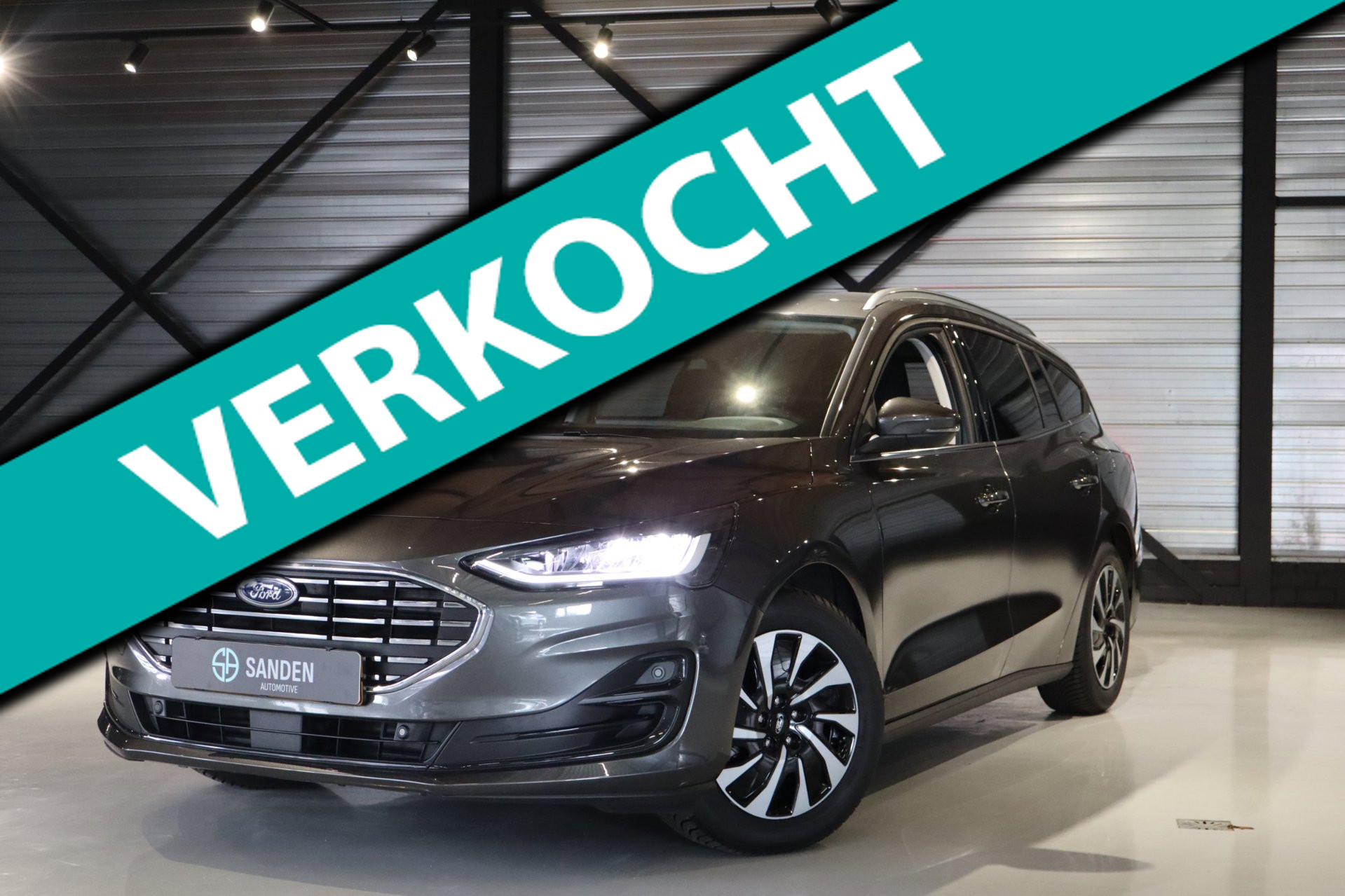 Ford Focus 1.0 EcoBoost Hybrid Titanium | RIJKLAARPRIJS | NAVI | WINTERPACK | CAMERA | ADAPTIVE CRUISE | BTW 2025 - voorkant