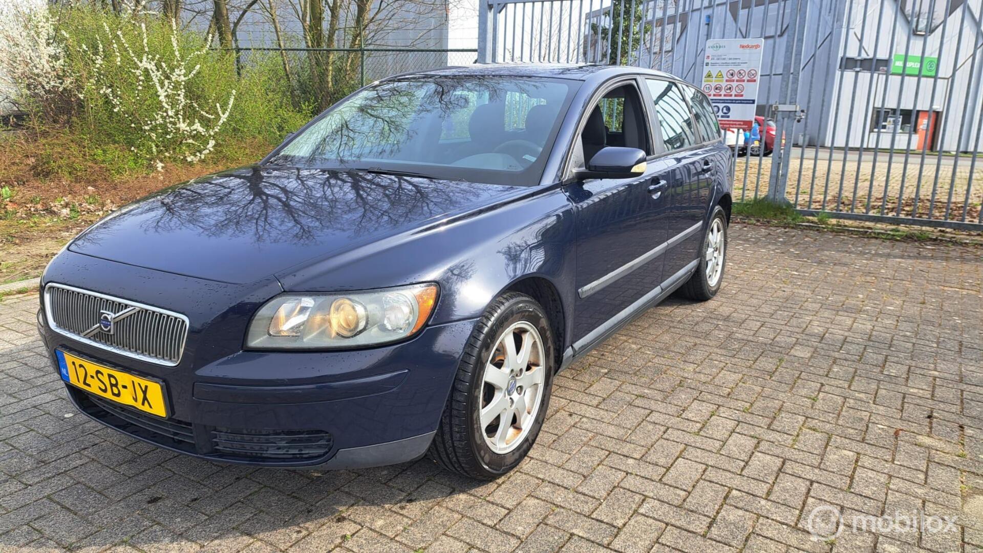 Foto van VOLVO V50