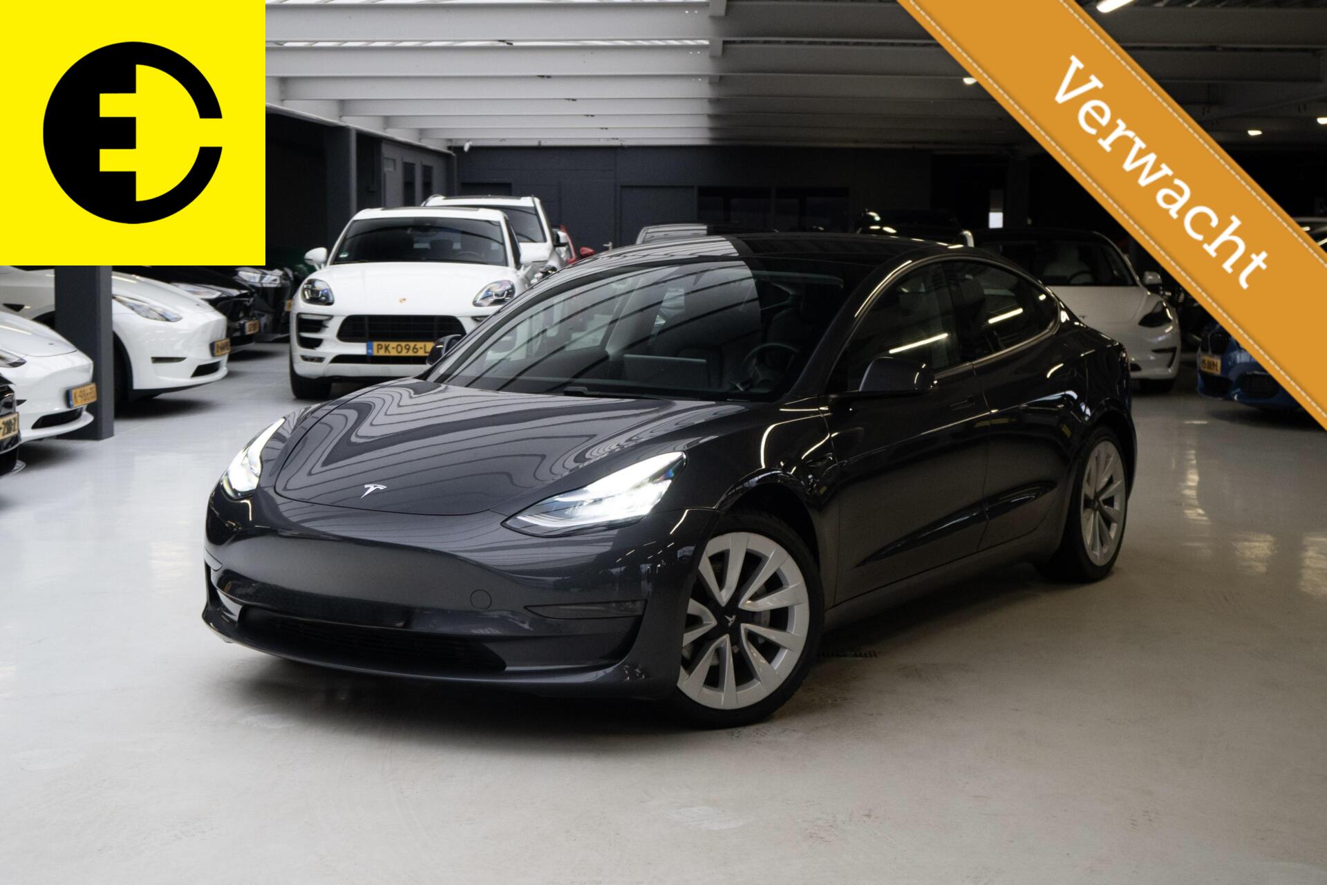 Tesla Model 3 Long Range AWD 75 kWh | 90,5% SOH | FSD | Trekhaak | Incl.BTW 2021 - voorkant