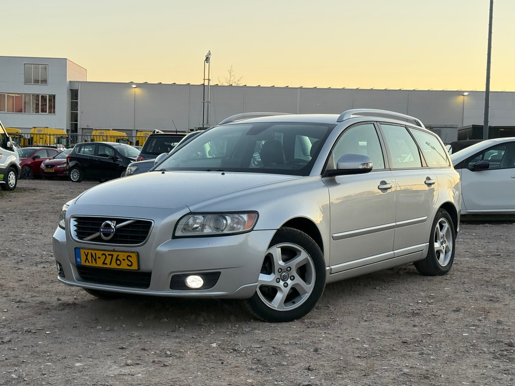 Volvo V50 1.6 D2 S/S R-Design Pro Edition 2012 - voorkant