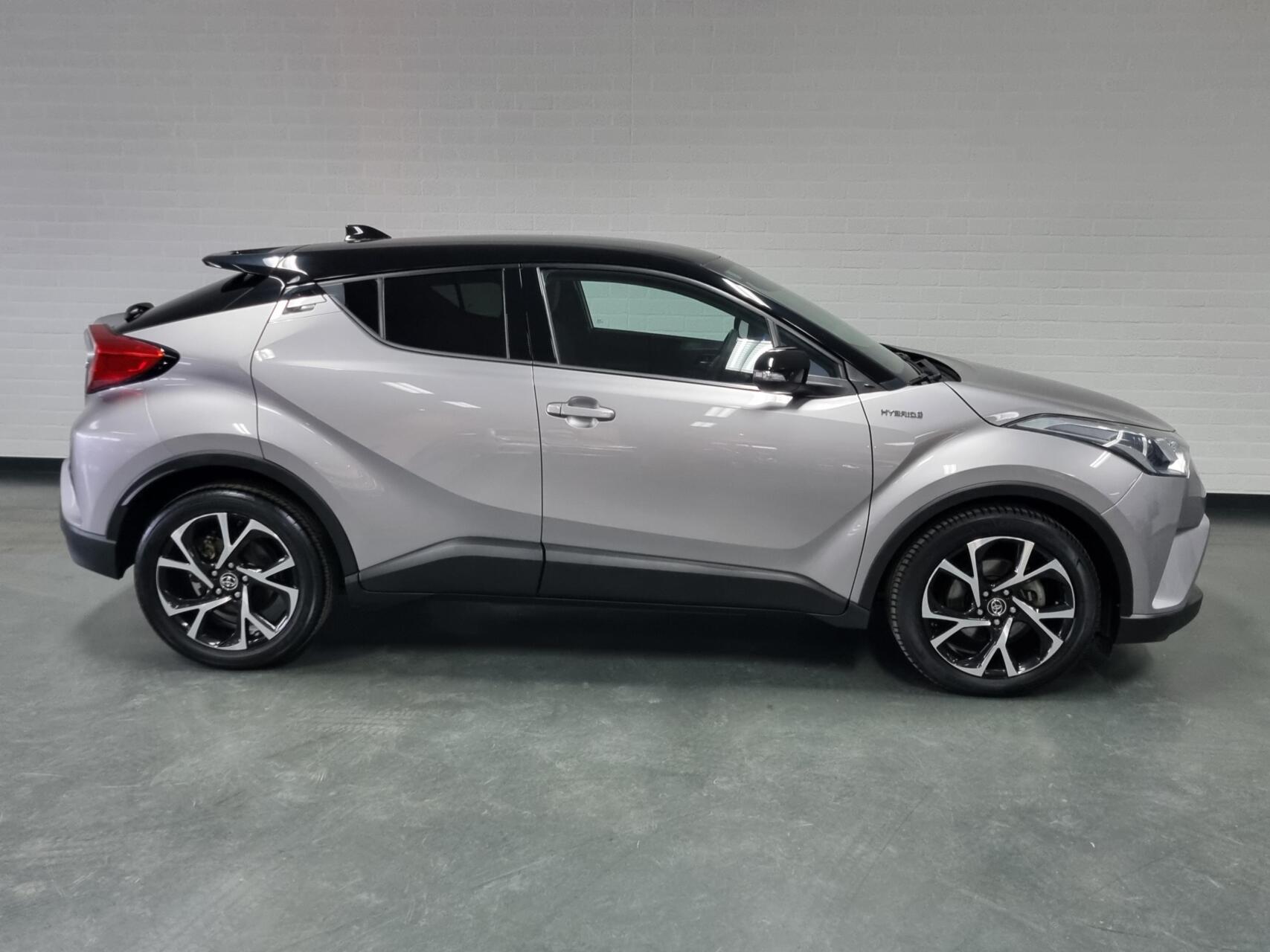 Foto van Toyota Toyota C-hr