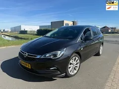 Opel Astra 1.6 CDTI Edition 2016 - voorkant