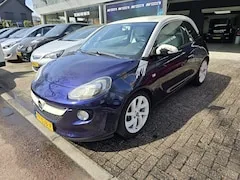 Foto van Opel Adam