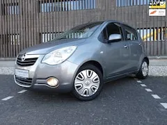 Opel Agila 1.0 Edition 2011 - voorkant