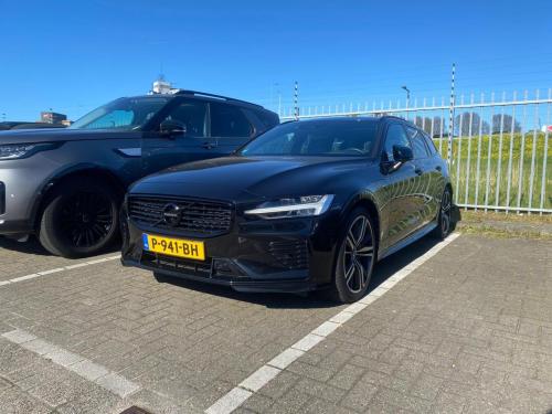 Volvo V60 2.0 T6 AWD R-Design 2022 - voorkant