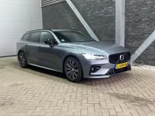 Volvo V60 2.0 B3 R-Design 2021 - voorkant