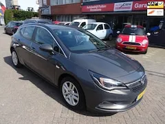 Opel Astra 1.4 Business+ 2016 - voorkant