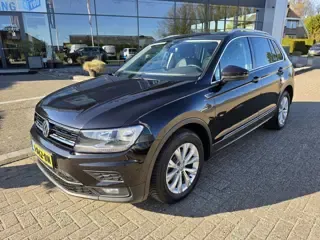 Volkswagen Tiguan 1.5 TSI Comfortline Business 2020 - voorkant