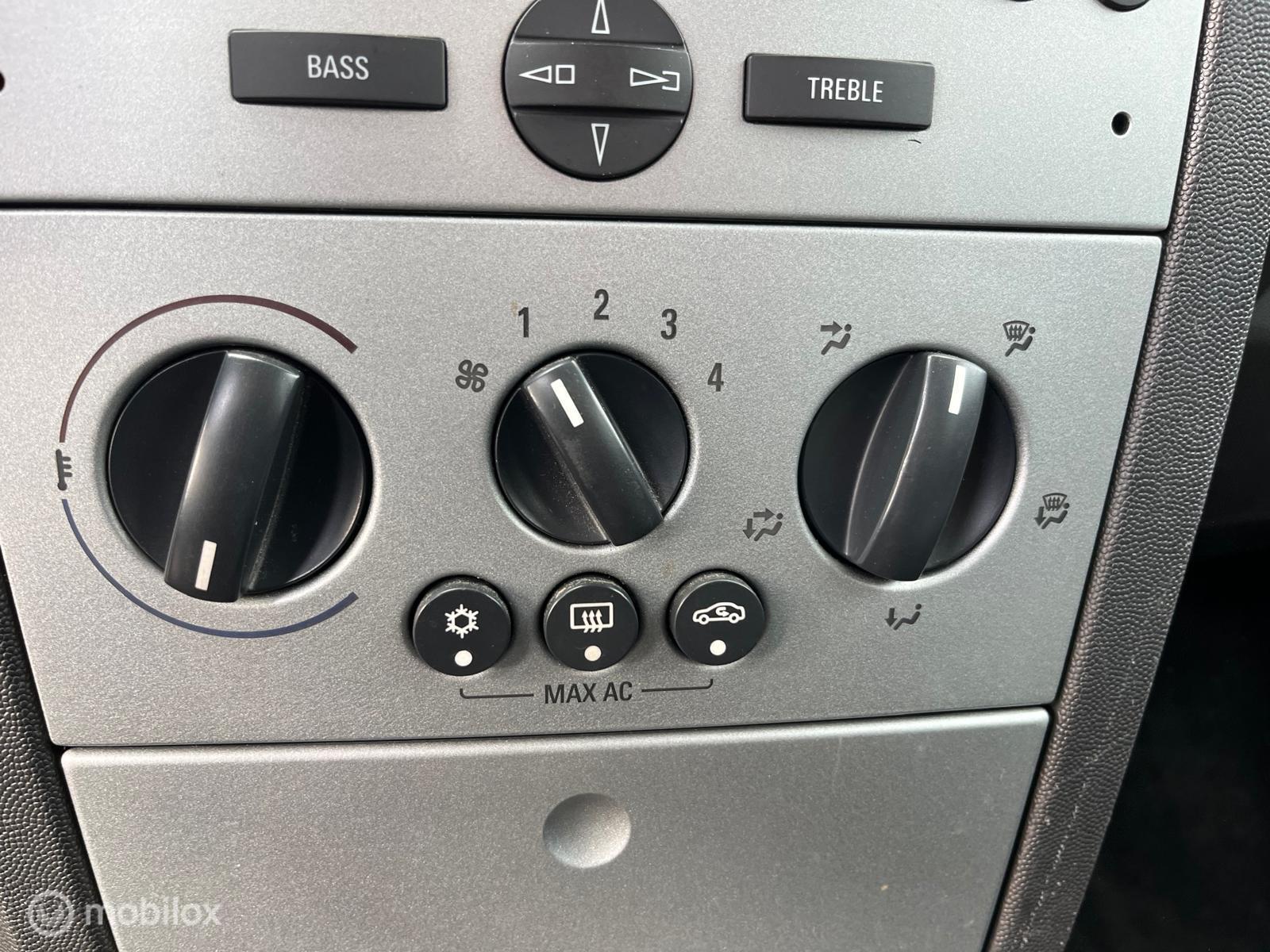 Foto van Opel Meriva-a