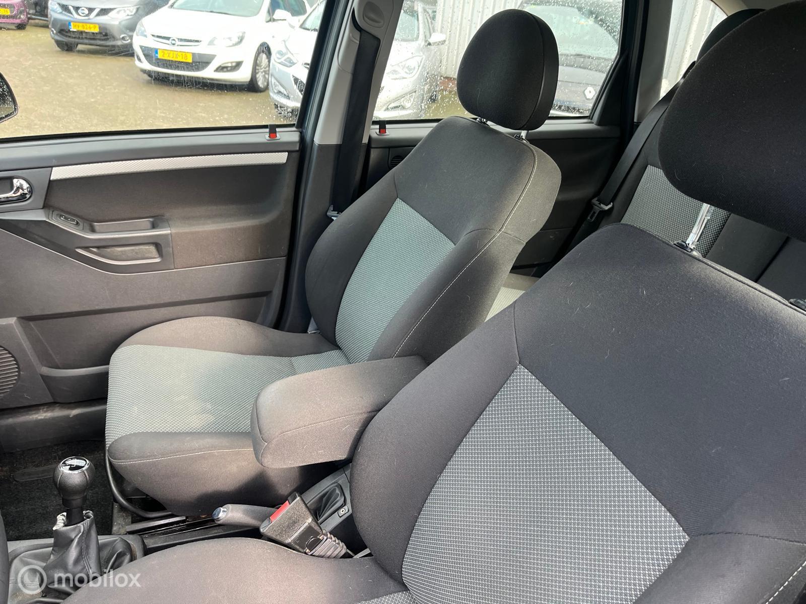 Foto van Opel Meriva-a