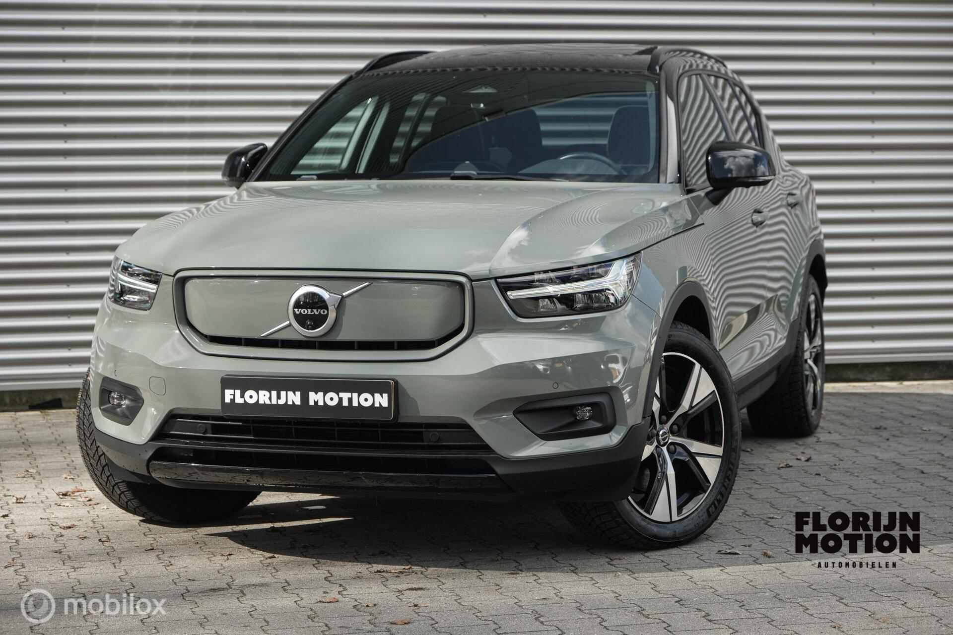 Volvo XC40 Recharge P8 AWD R-Design | Pano | Trekhaak | Harman Kardon | Led | Sage Green | Stoel en stuurwielverw. | ACC | Pilot Assist | Camera 2021 - voorkant