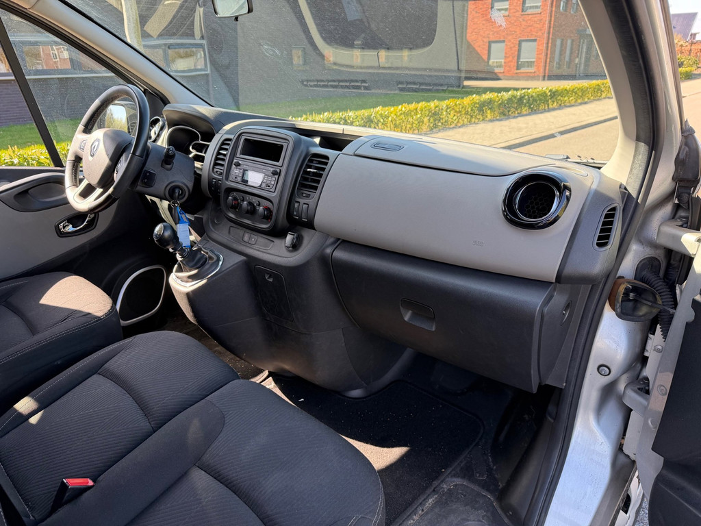 Foto van Renault Trafic Passenger