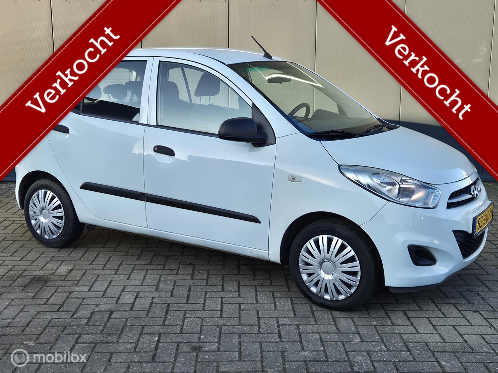 Hyundai I 10 1.1 Pure|nieuwe apk 2013 - voorkant