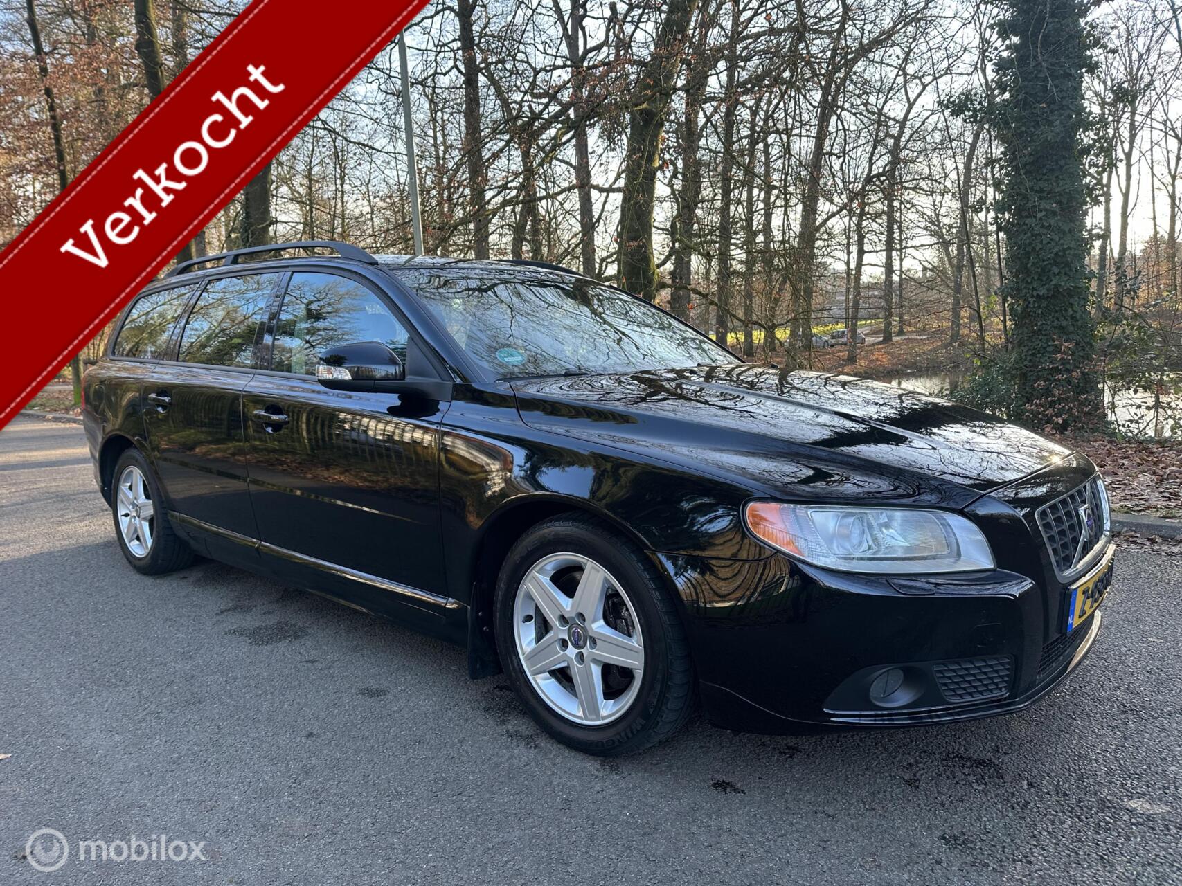 Volvo V70 2.5T Kinetic YOUNGTIMER AUTOMAAT met nieuwe APK 2008 - voorkant