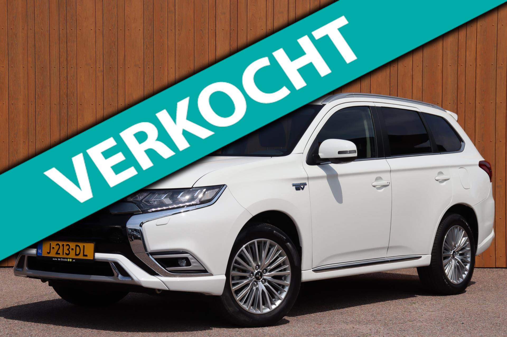 Foto van MITSUBISHI MITSUBISHI OUTLANDER