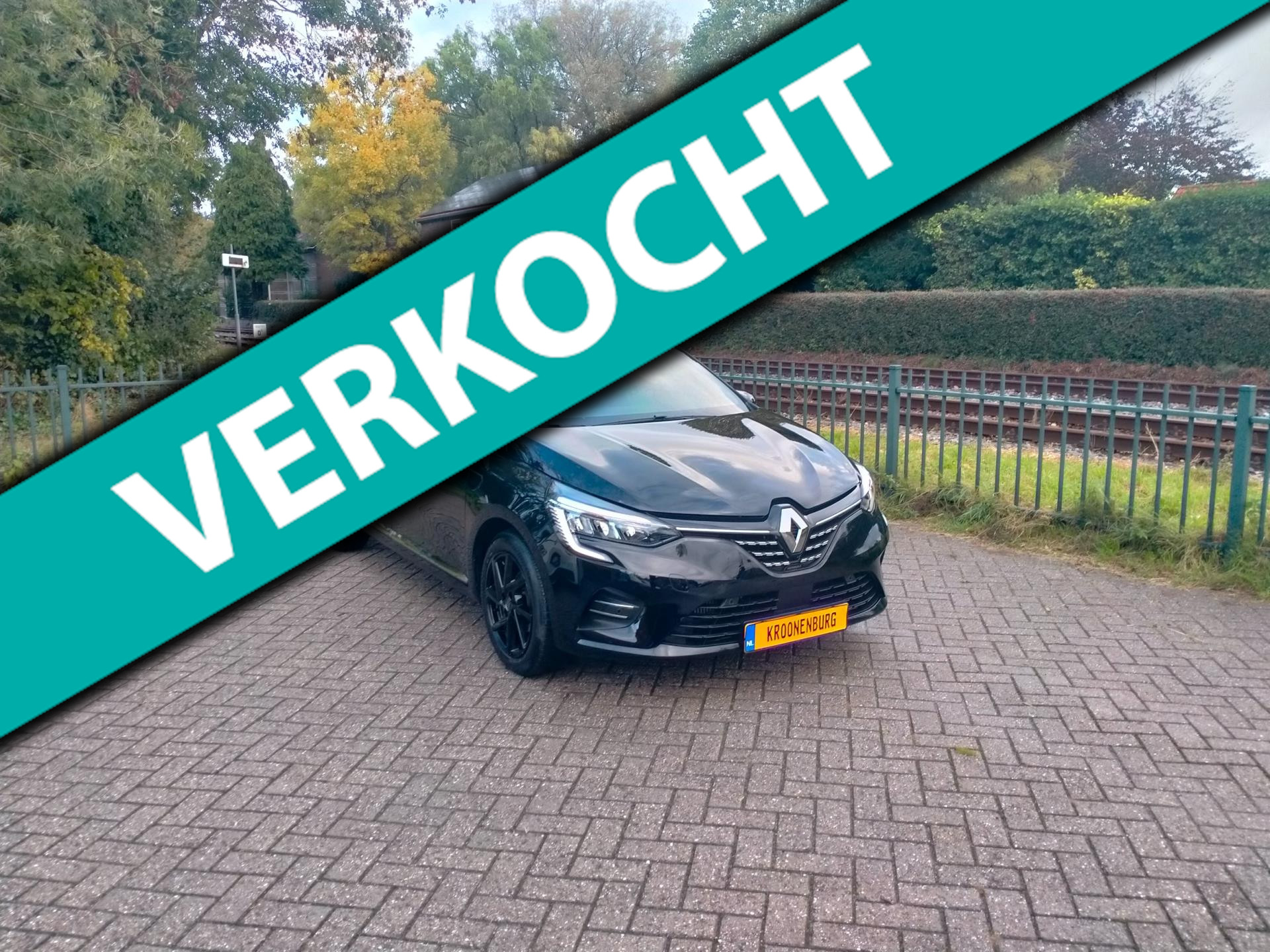 Renault Clio 1.0 TCe 90 GPF techno intens automaat lage km ALLINPRIJS 2023 - voorkant