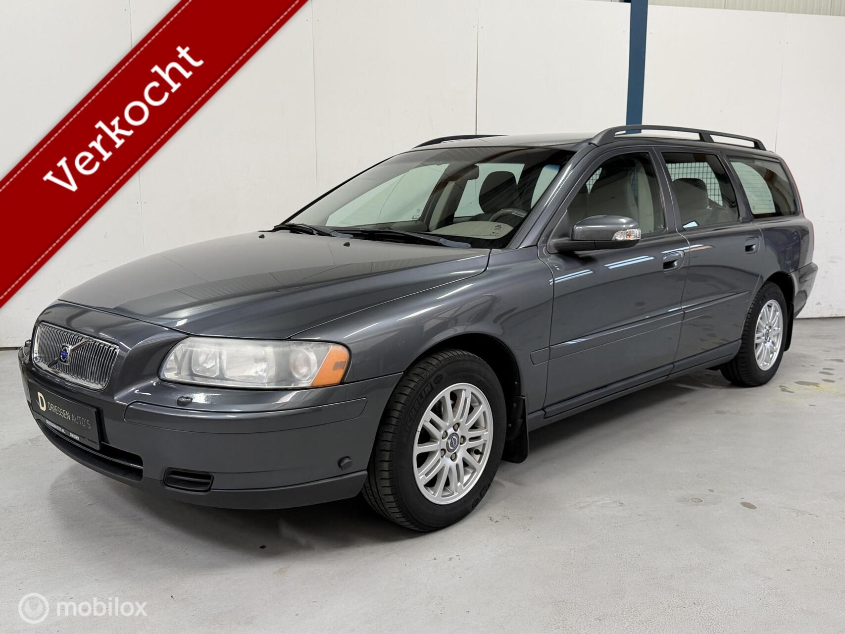 Volvo V70 2.4 Edition 1E EIGENAAR / AUTOMAAT / HANDGAS/REM 2007 - voorkant