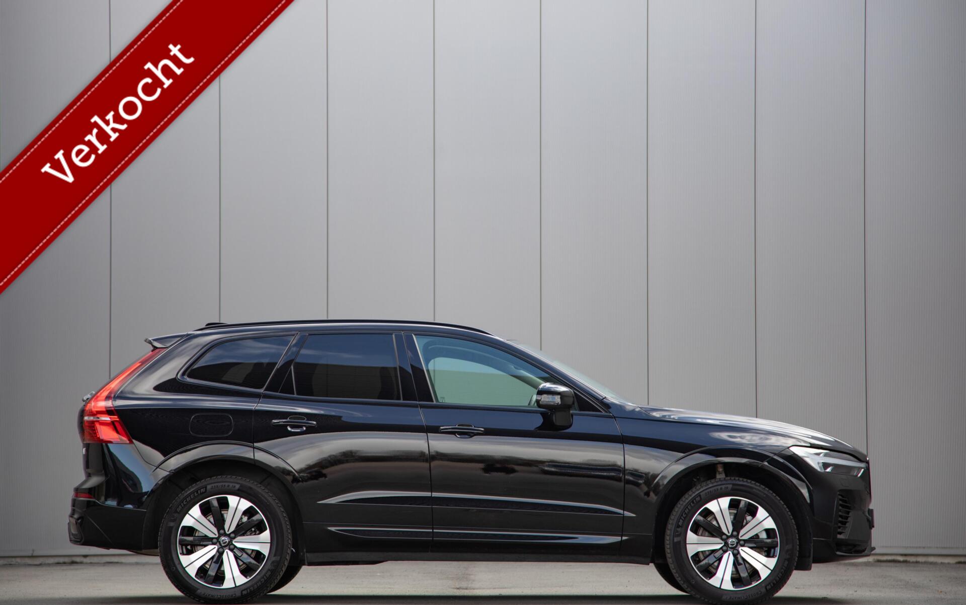 Volvo Xc60 2.0 T6 Plug-in hybrid AWD Plus Dark Panorama|H/K Audio| 2023 - voorkant