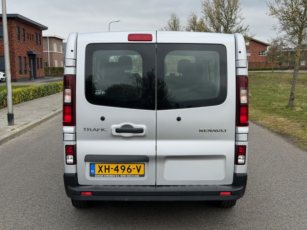 Foto van Renault Trafic Passenger