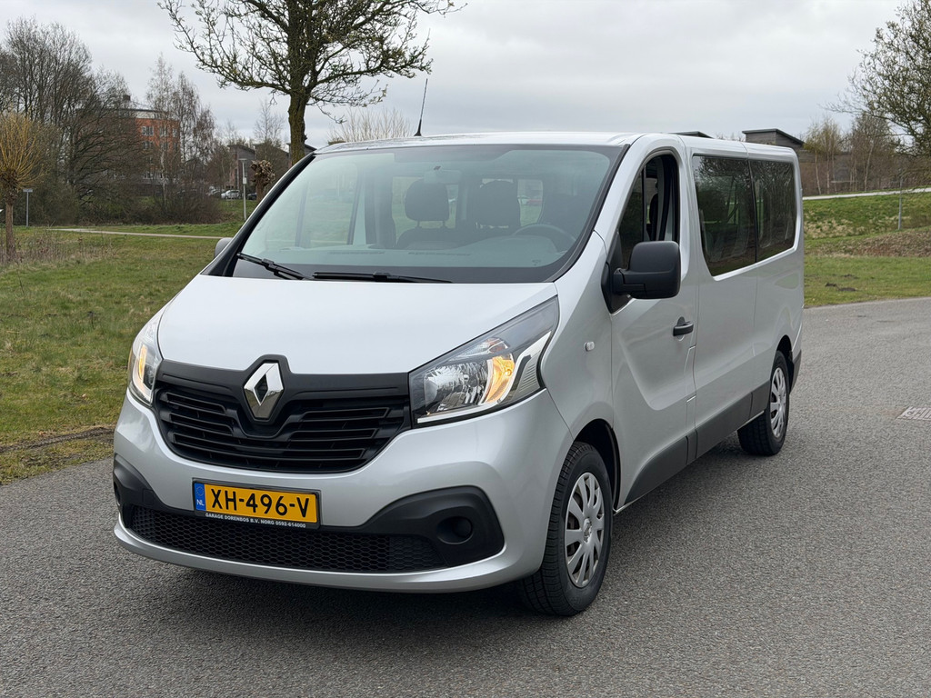Foto van Renault Trafic Passenger
