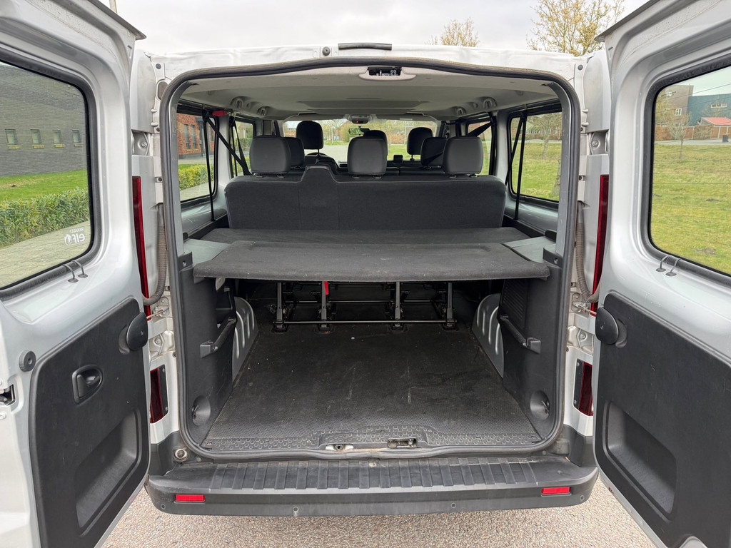 Foto van Renault Trafic Passenger