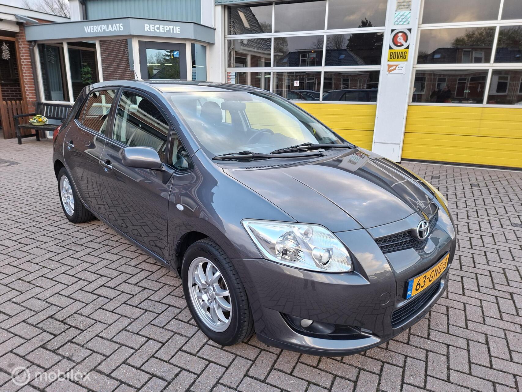 Toyota Toyota Auris 1.6-16V Dynamic 2008 - voorkant