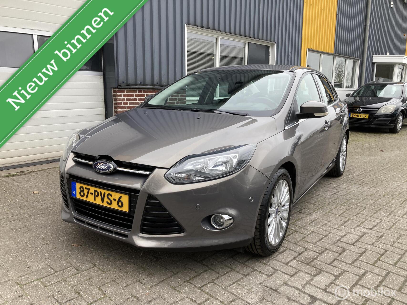 Foto van FORD FOCUS