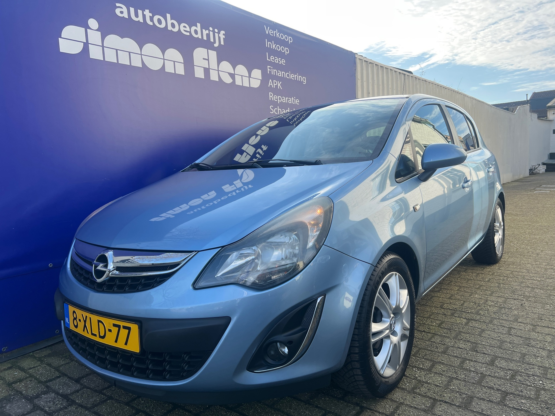 Opel Corsa 1.2-16V BlitZ 2014 - voorkant