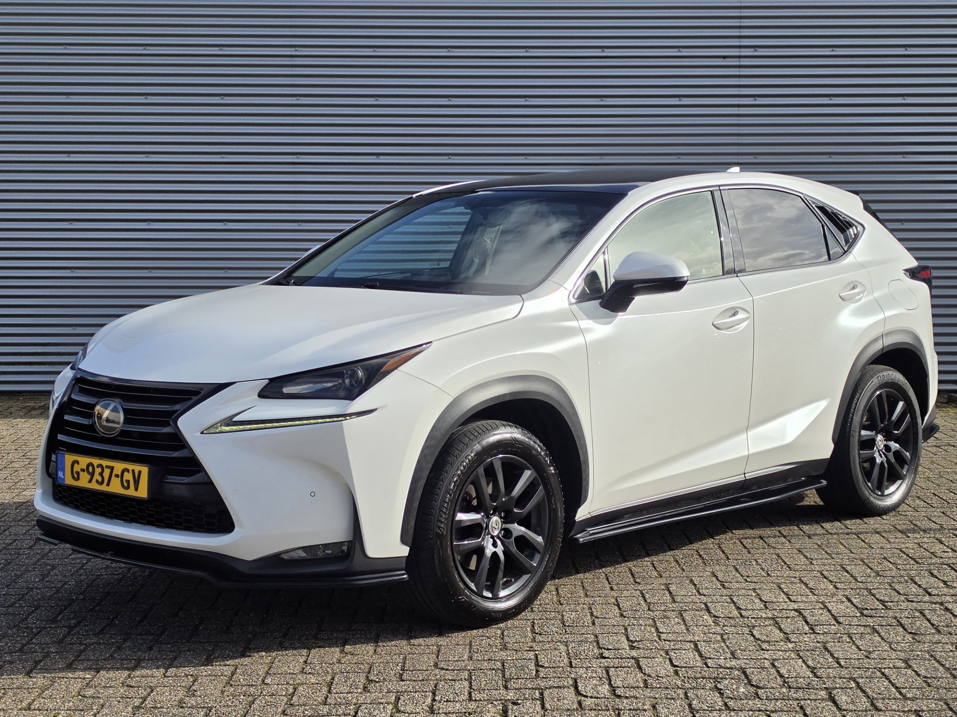 Foto van LEXUS LEXUS NX300H