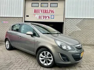 Opel Corsa 1.2-16V Berlin 2014 - voorkant