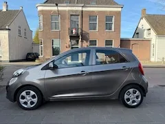 Kia Picanto 1.0 CVVT Comfort Pack 2011 - voorkant