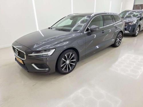 Volvo V60 2.0 T6 Plug-in hybrid AWD Core Bright 2023 - voorkant