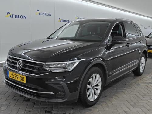 Volkswagen Tiguan 1.5 TSI Life Business 2021 - voorkant