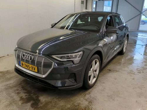 Foto van Audi E-tron