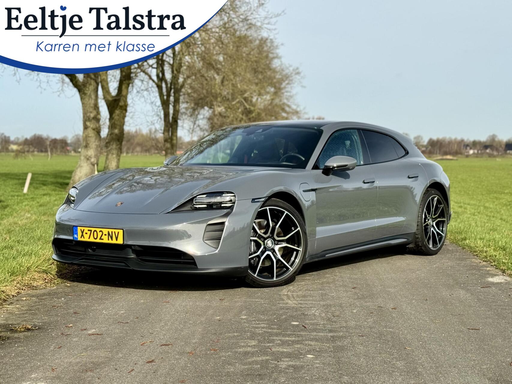 Foto van PORSCHE TAYCAN