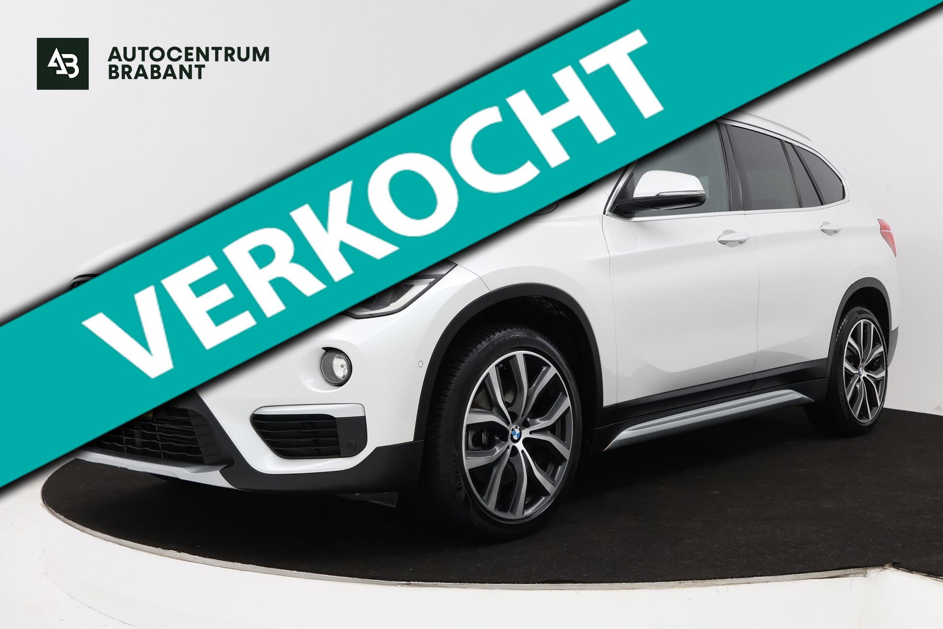 Foto van BMW X1 SDRIVE20I