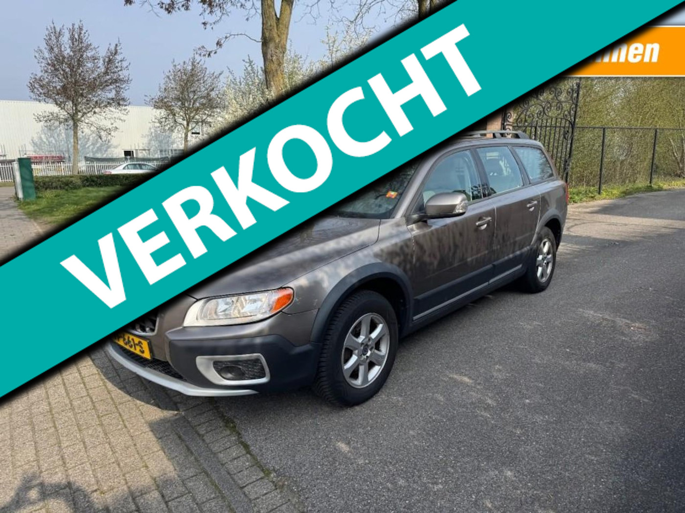 Volvo Xc70 2.4 D5 Momentum 2008 - voorkant