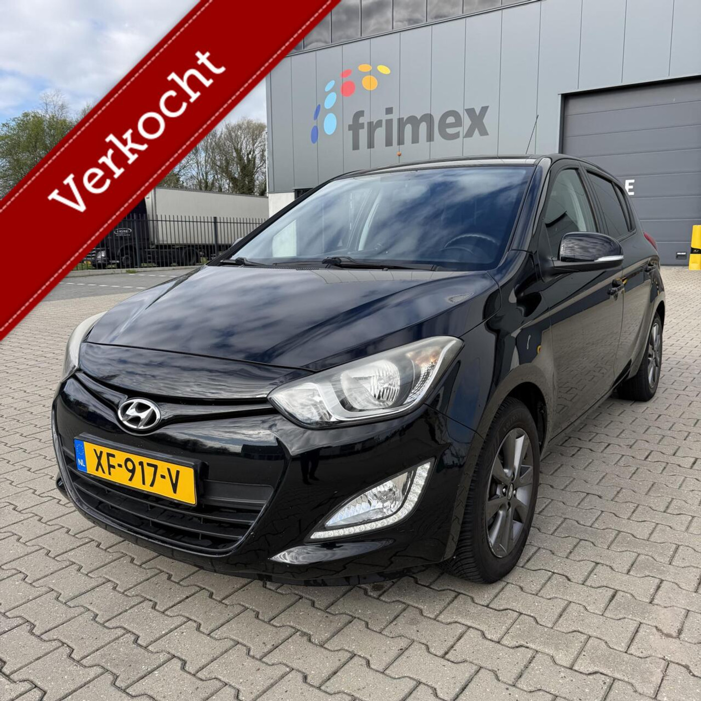 Hyundai I20 1.2i i-Catcher 2014 | Airco | Cruise | NW APK ! 2014 - voorkant