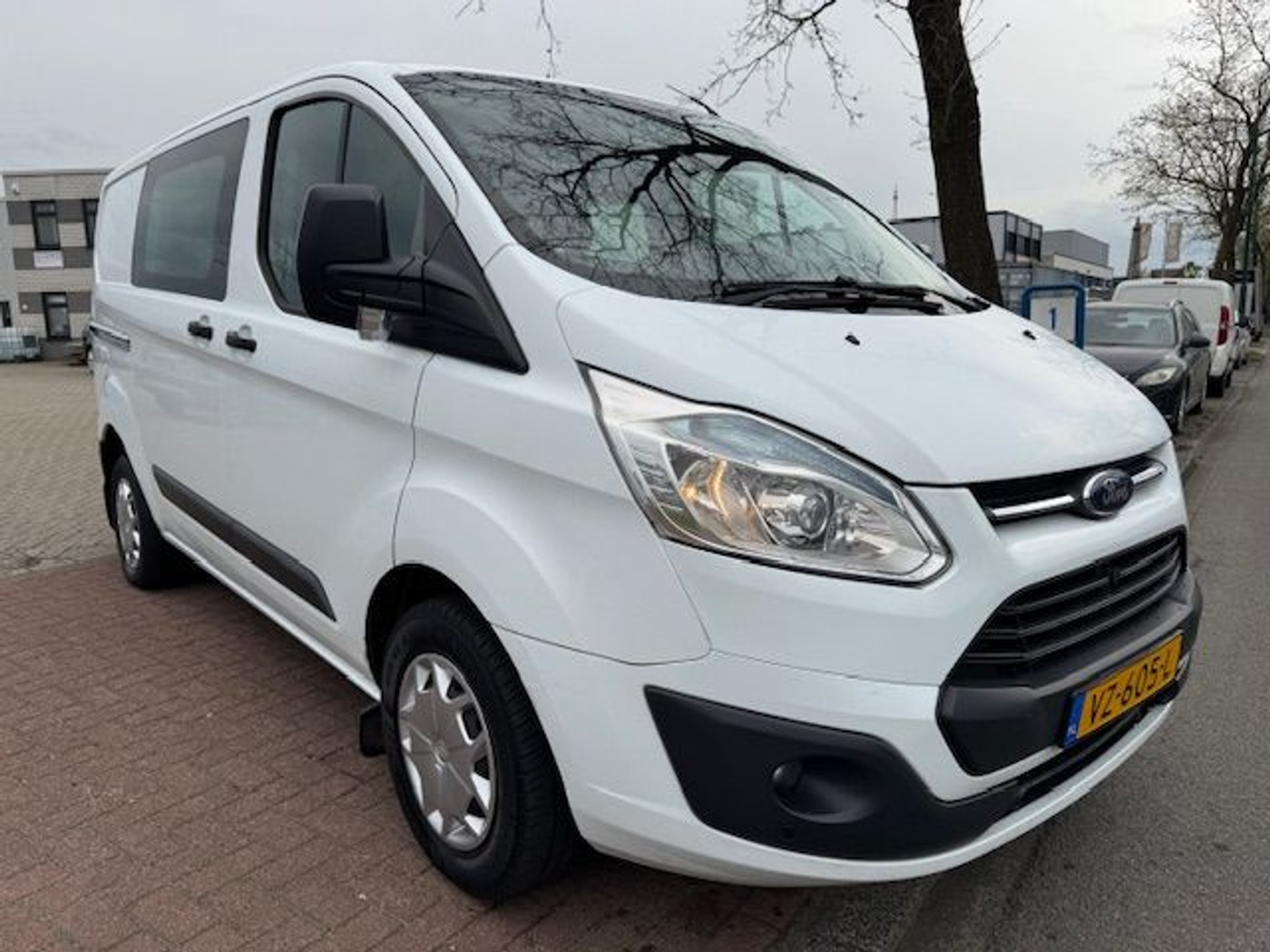 Ford Transit Custom 2.2 TDCI L1 H1 Dubbel Cabine Trend 2016 - voorkant