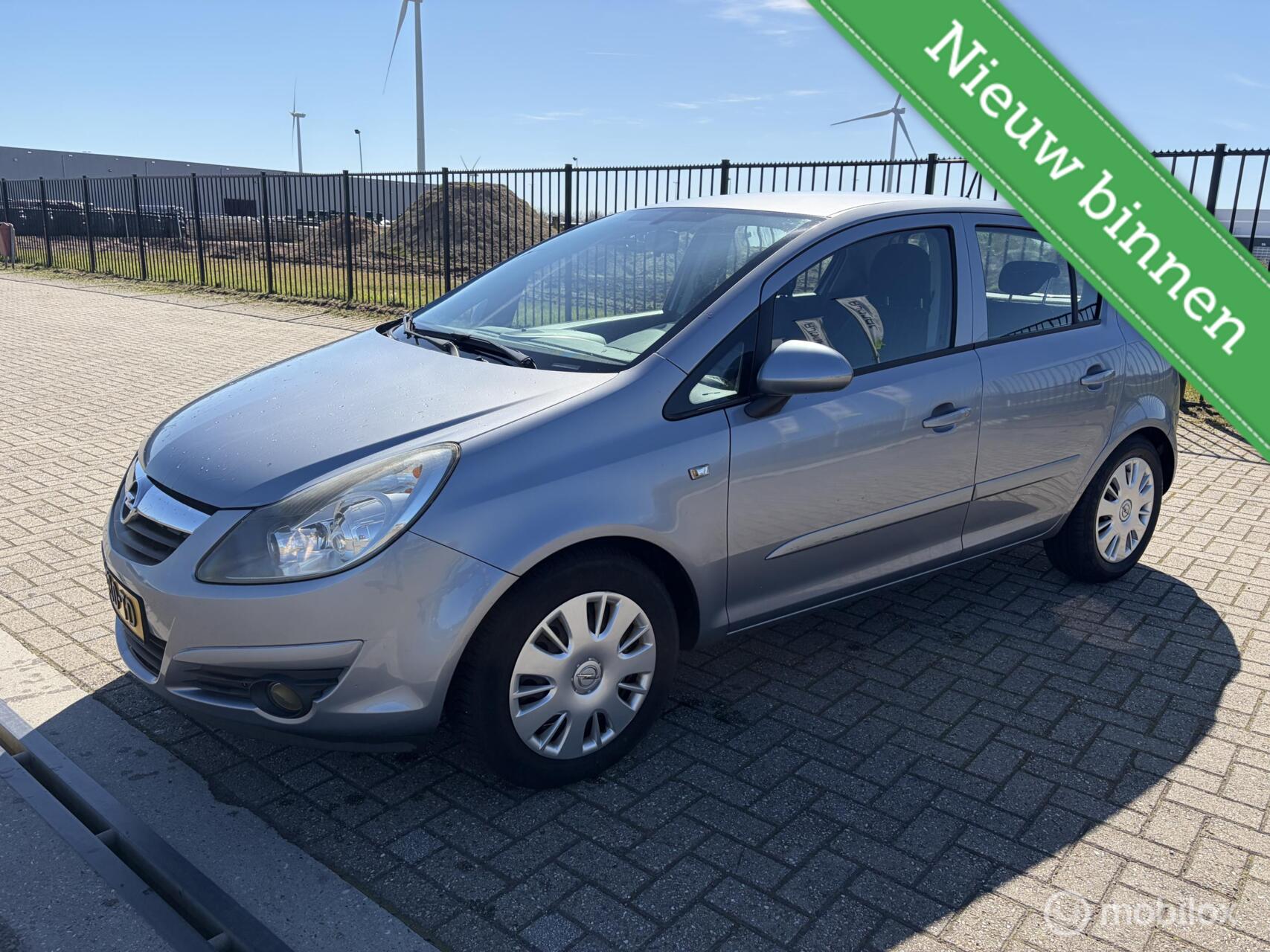 Opel Corsa 1.2-16V Business 2007 - voorkant