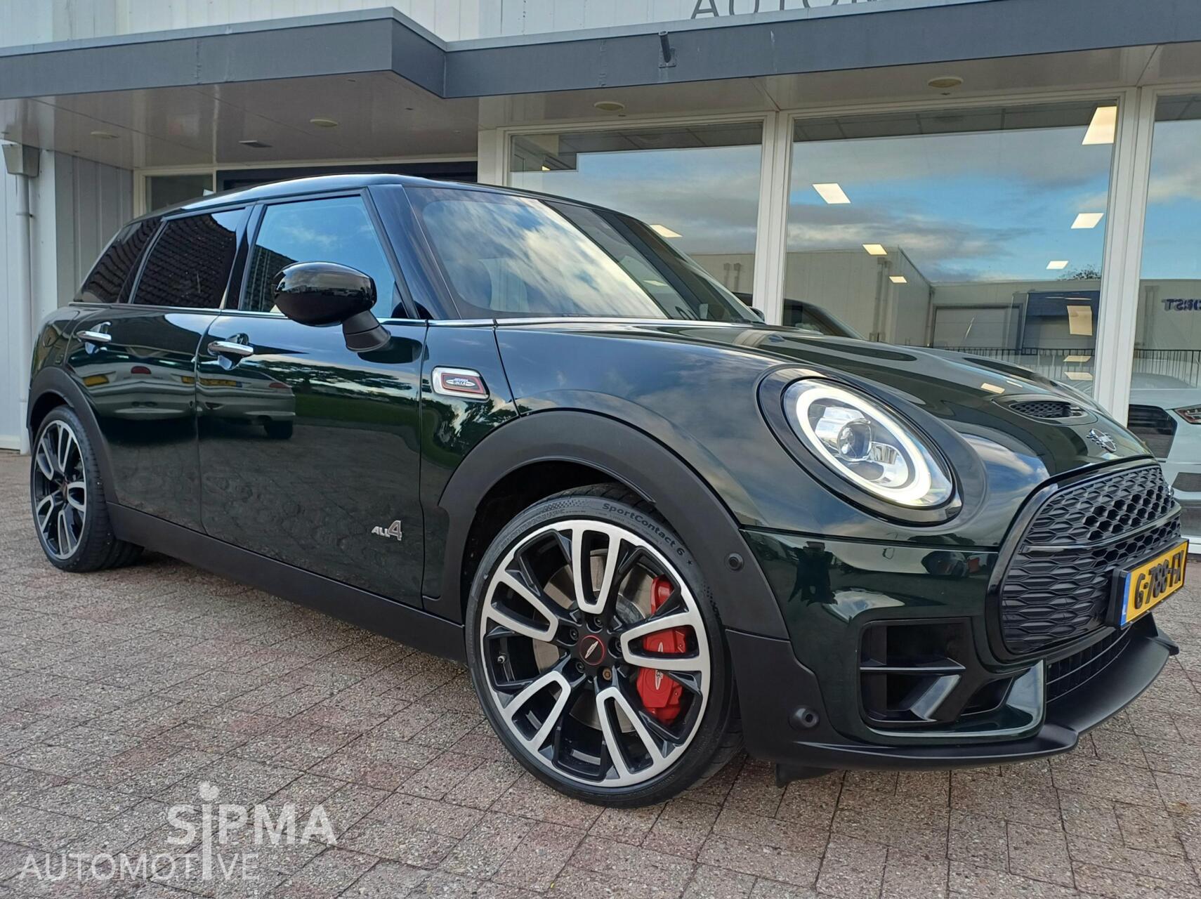 Foto van MINI CLUBMAN JCW ALL4