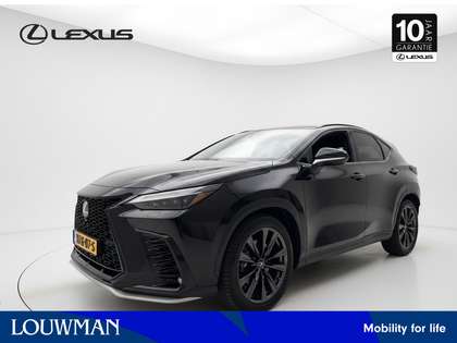 Foto van Lexus NX