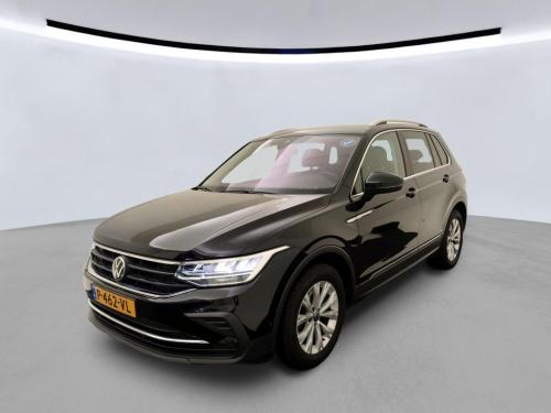 Volkswagen Tiguan 1.5 TSI Life Business 2022 - voorkant