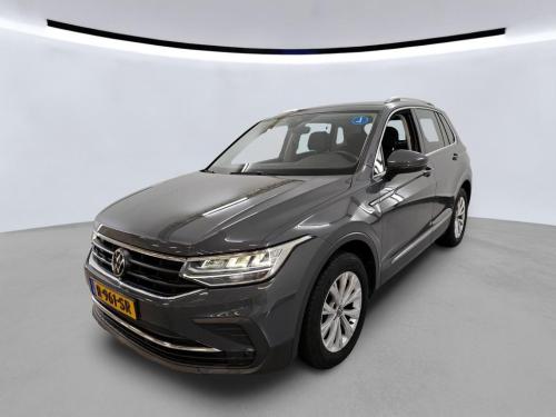 Volkswagen Tiguan 1.5 TSI Life Business 2022 - voorkant
