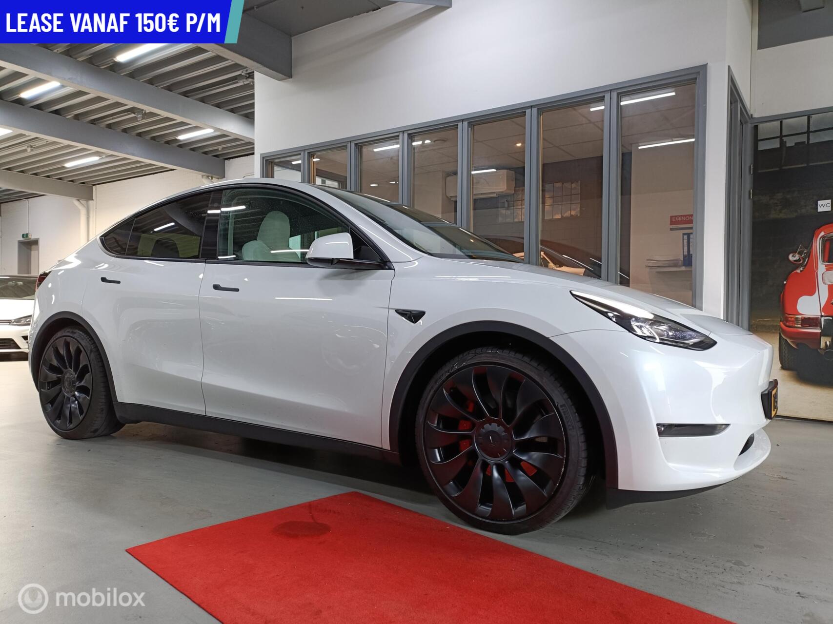 Tesla Model Y BTW 2023!  LONG RANGE 21inc Prijs excl. BTW€ 27950 2023 - voorkant