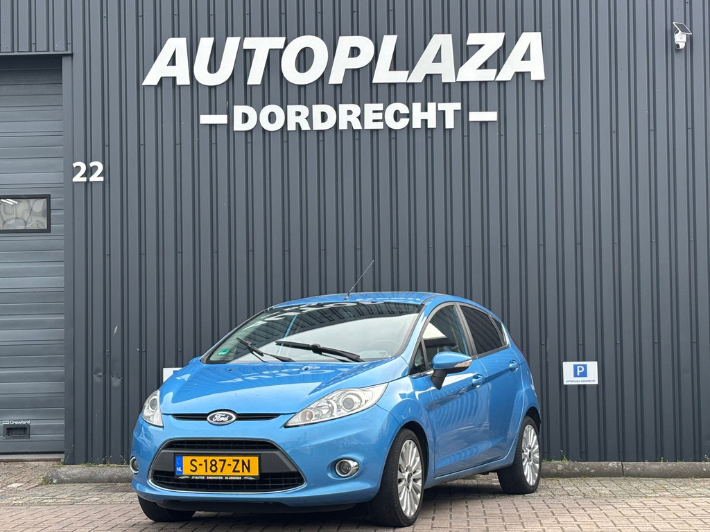 Ford Fiesta 1.6 Ghia 2009 - voorkant