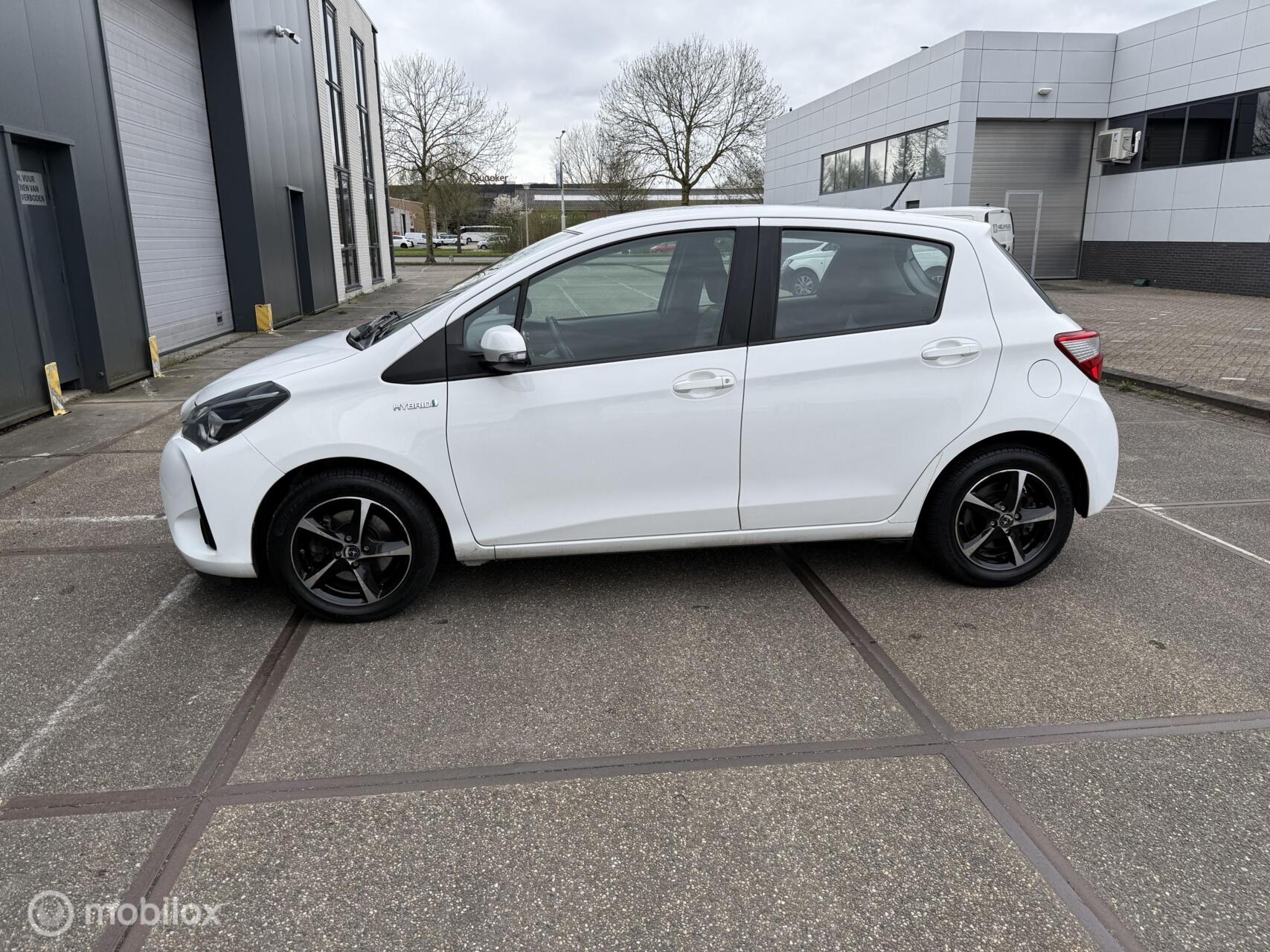 Foto van Toyota Toyota Yaris Hybrid