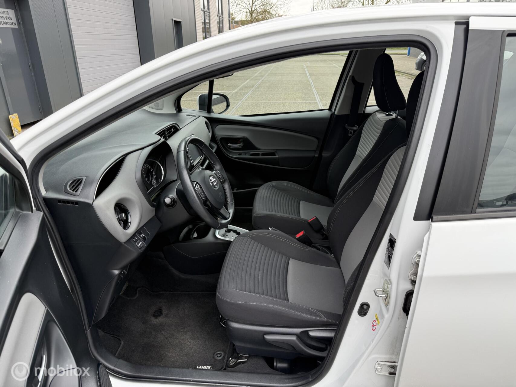 Foto van Toyota Toyota Yaris Hybrid