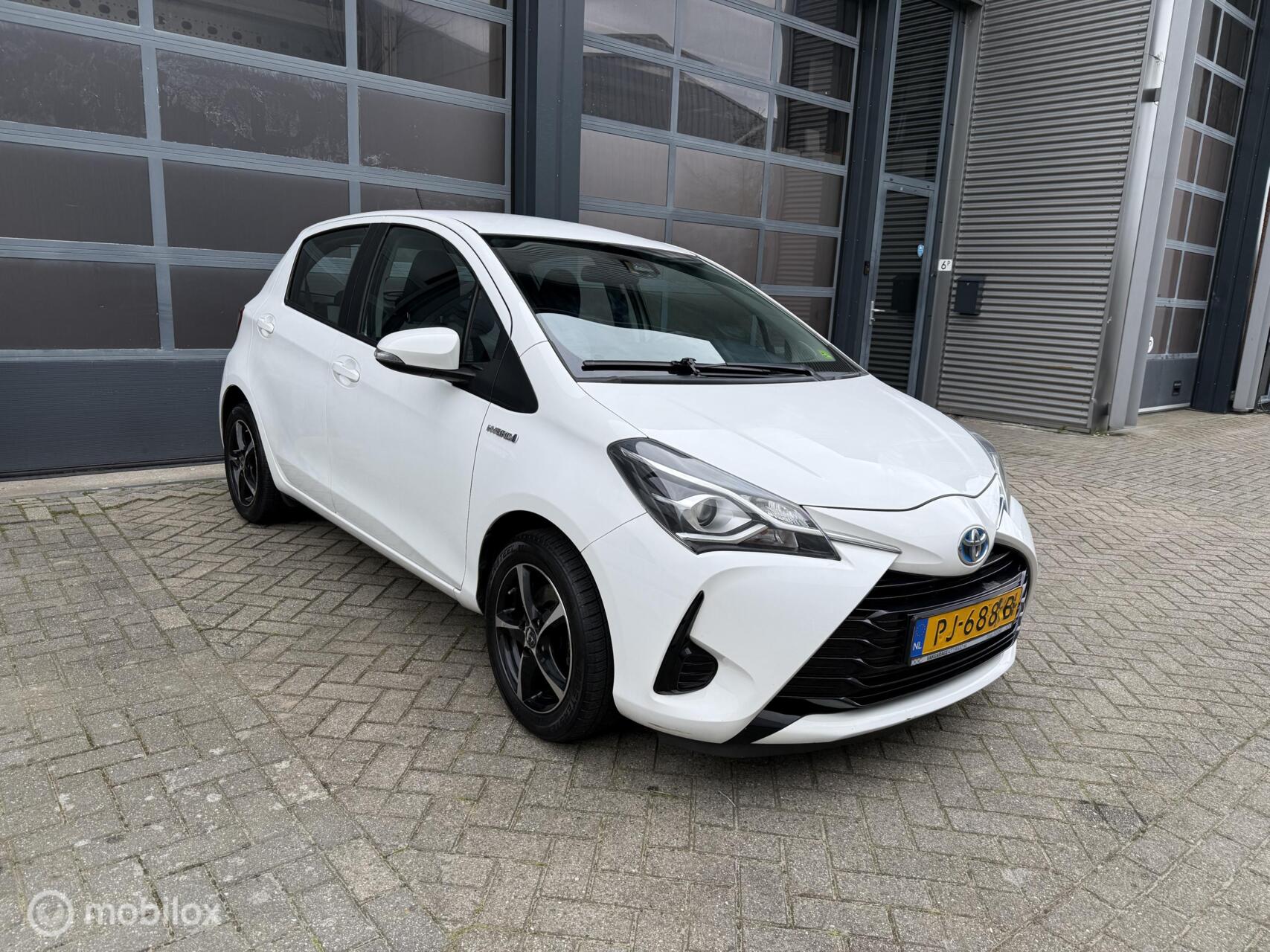 Foto van Toyota Toyota Yaris Hybrid