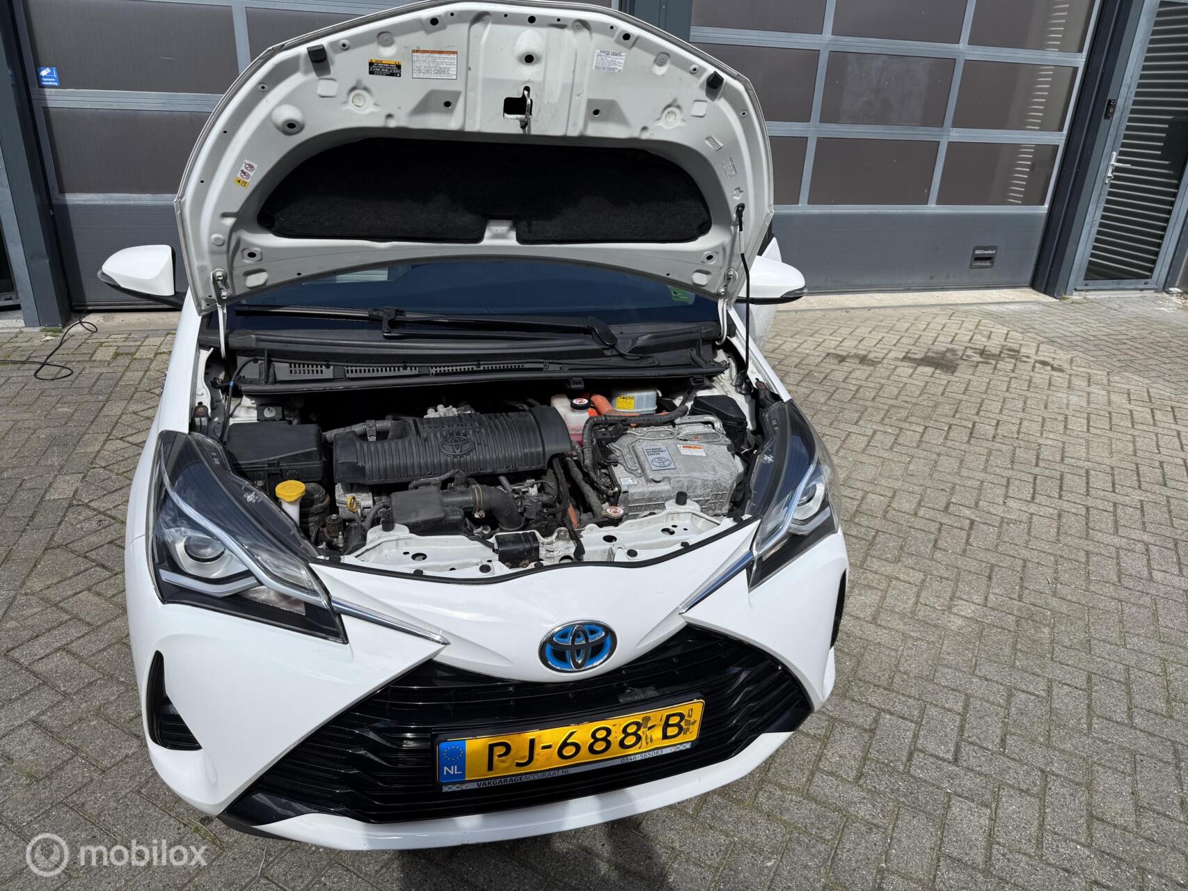 Foto van Toyota Toyota Yaris Hybrid